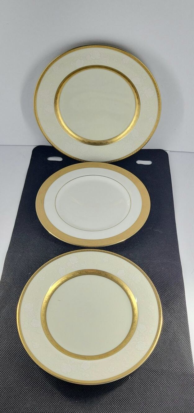 Set of 3 Mikasa Bone China Plates Gold Trim Antique Lace Crown Jewel Replacement